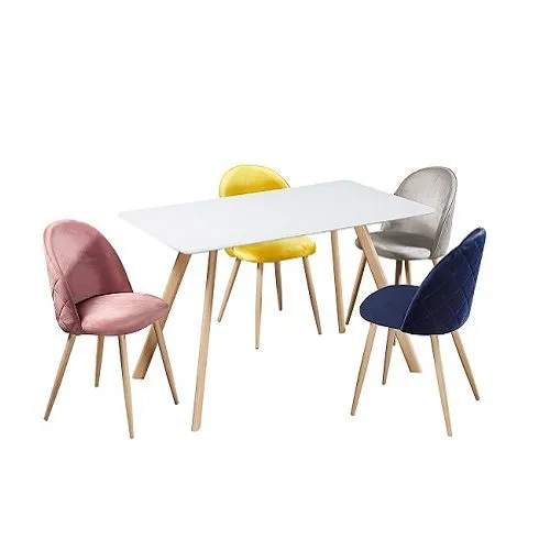 Стол со стульями в Калининграде