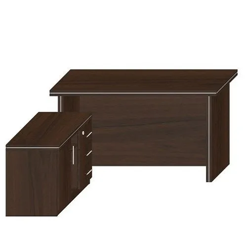 Стол офисный в Калининграде