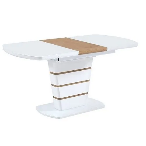 Стол в Калининграде