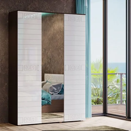 Шкаф в Калининграде