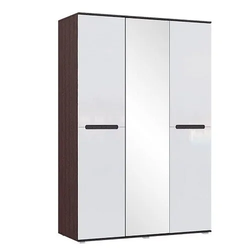 Шкаф в Калининграде