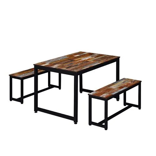 Стол со стульями в Калининграде