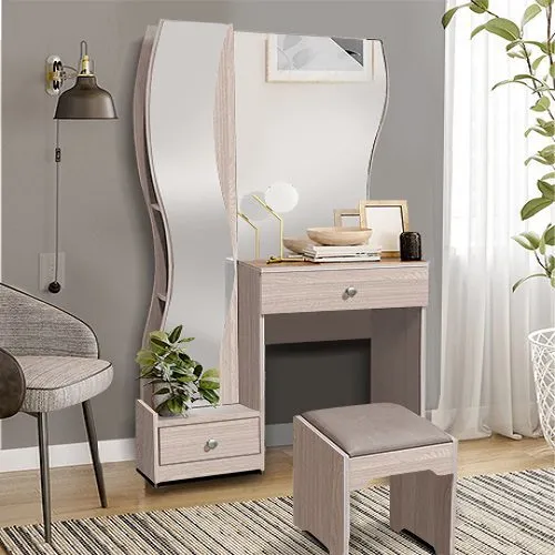 Туалетный столик в Калининграде